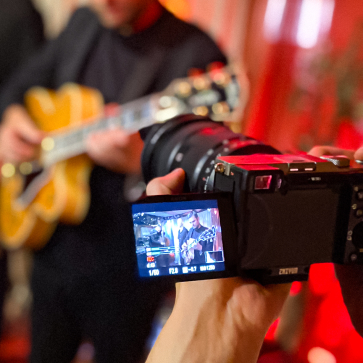 Filmning av liveframträdande och musikvideo i Sonika Studio, Stockholm